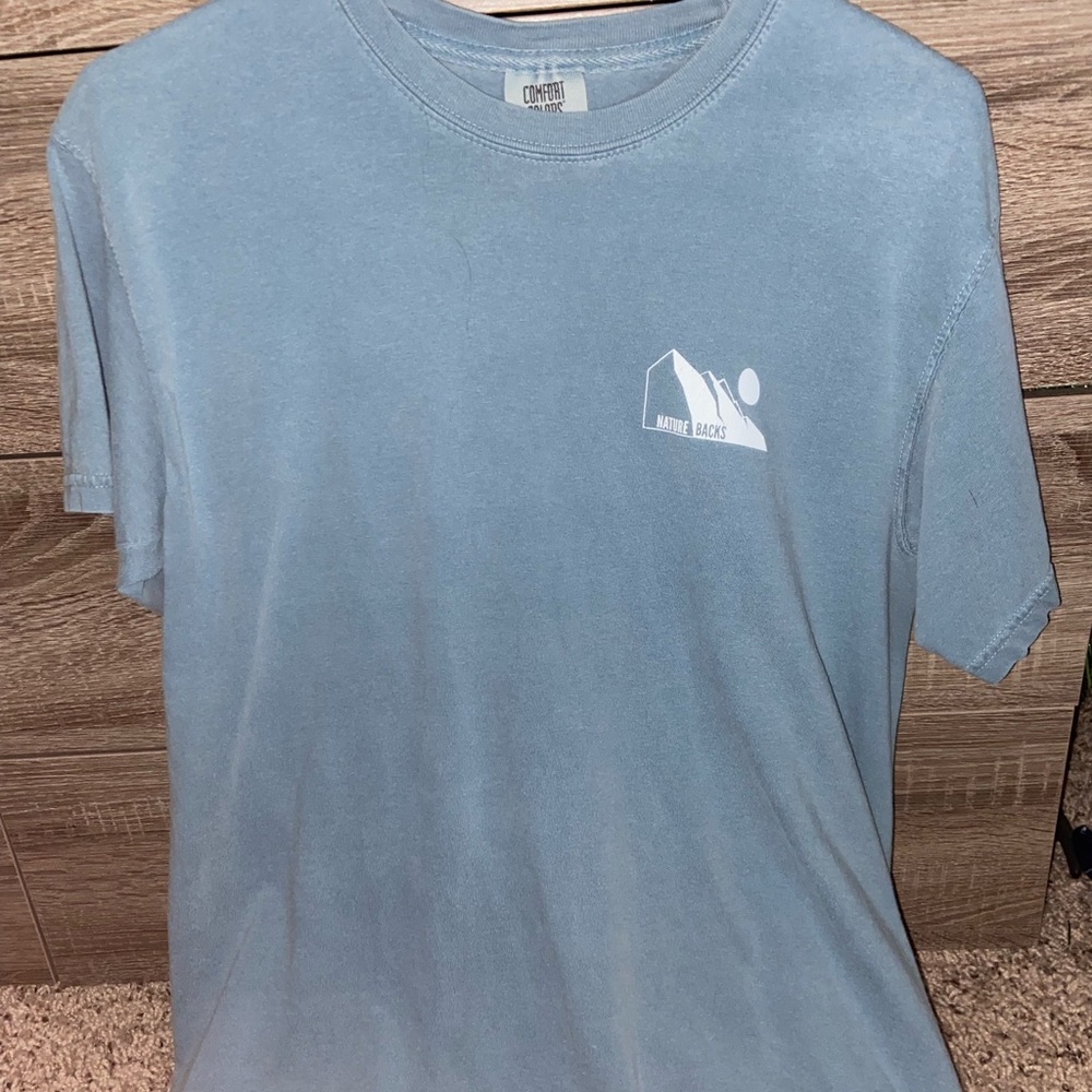 nature backs t shirt